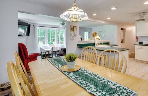 North Conway Cottage | Outdoor Exploration: Quaint North Conway Cottage!