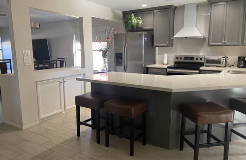 Ahwatukee Foothills House | Outdoor Fun & Relaxation: Mini Golf, Pool, Hot tub, EV charger