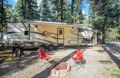 Bayfield House | Outdoor Glamping Fully Setup RV #27