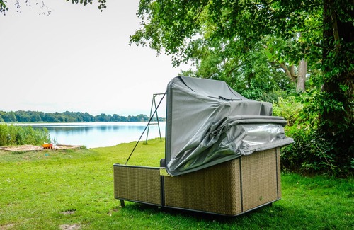 Belau House | Outdoor Lounge am Belauer See