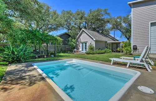 Fulton House | Outdoor Oasis and Grills Ultimate Rockport Home!