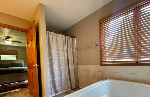 Carbondale House | Outdoor oasis in Wildlife Refuge.