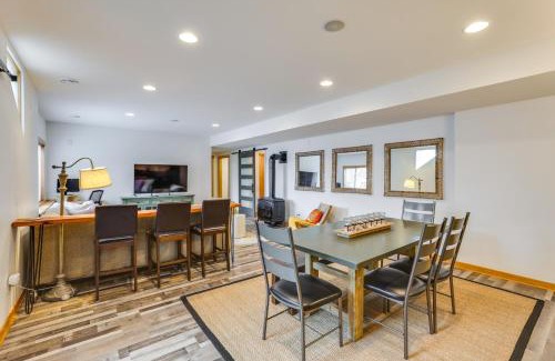 Mount Horeb Apartment | Outdoor Oasis Luxe Flat in Mt Horeb!