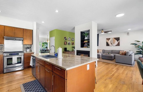 Southeast Boise House | Outdoor oasis w/view & Hot tub
