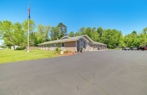 Atlanta House | Outdoor Retreat in Atlanta Near Lakes & Trails!