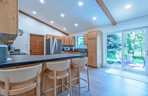 Victor House | Outdoor Retreat with Hot Tub and Patio