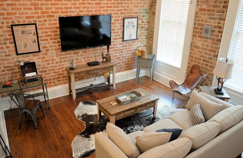 Central Business District Condo | Outdoors and Adventure themed, Historic luxury condo, 2 blocks from French Quart