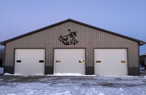 Pierre House | Outdoorsman Paradise- 1/2 mile from Lake Oahe