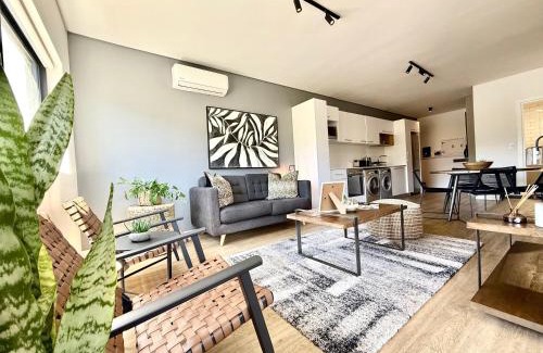 George Central Apartment | Outeniqua View Escape - Le Jardin 304