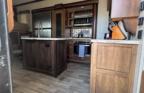 Farmington House | Outlaw . 5878 US 64