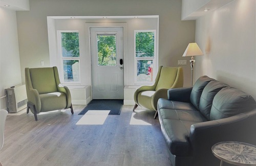 Ouray Hotel | Outlaw Inn Unit 1. Modern, newly remodeled unit. Steps from Main Street!