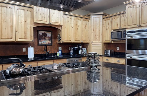 Bozeman House | Outpost Oasis