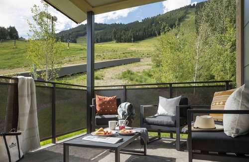 Jackson Condo | Outpost: One Town Hill 506 - Base of Snow King Mtn