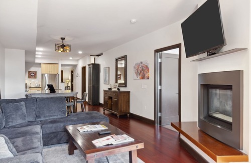 Jackson Condo | Outpost: Pearl at Jackson Luxury Residence - AC