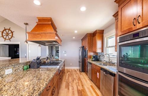 South Nags Head House | Outside-In