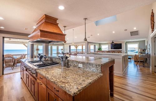 South Nags Head House | Outside-In
