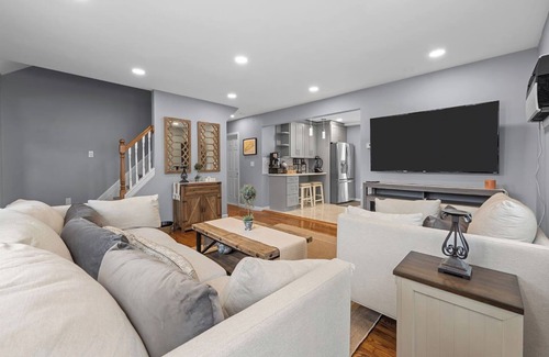 East Massapequa House | Outstanding 3-bedroom house in Amityville