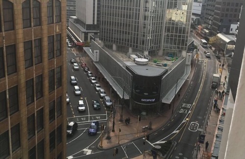 Wellington Apartment | Outstanding Central Lambton Quay Apartment
