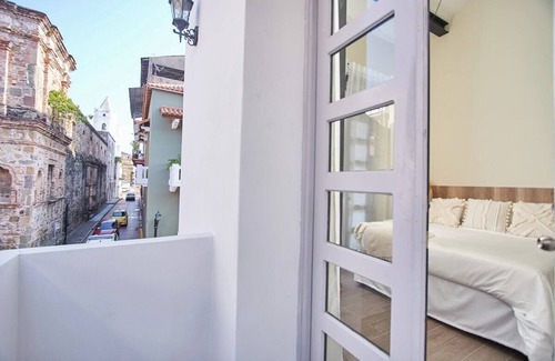 Casco Viejo Apartment | Outstanding double appartment with pool and rooftop