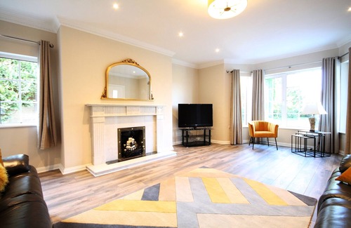 Killarney House | Outstanding Dromhale home