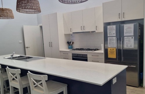 Hawks Nest House | Outstanding Holiday At The Beach