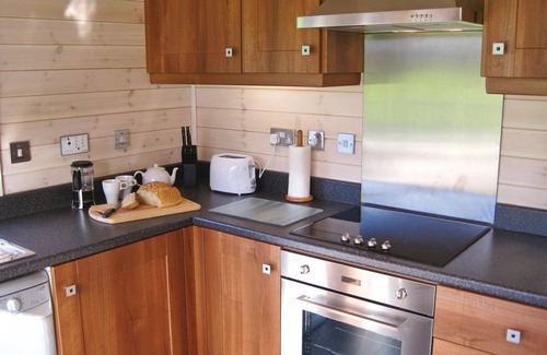 Tadcaster Cabin | Outstanding, stylish lodge perfect for couples.