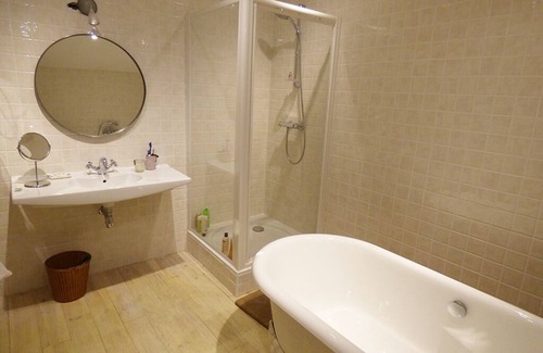 Gazaupouy Other | Outstandingly restored fortified 16th-century farmhouse near Condom