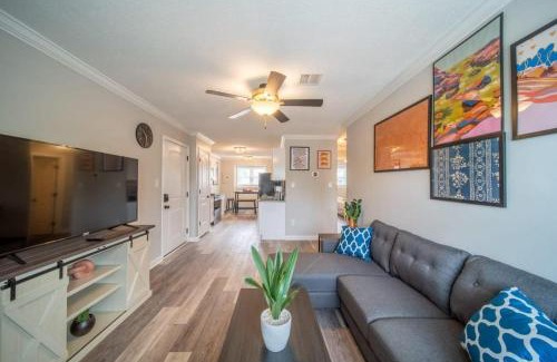 East Ocean View Apartment | OV Mosaic - Pond Suite