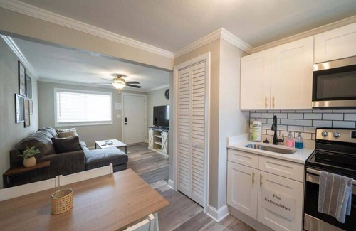 East Ocean View Apartment | OV Mosaic Suites - Serene