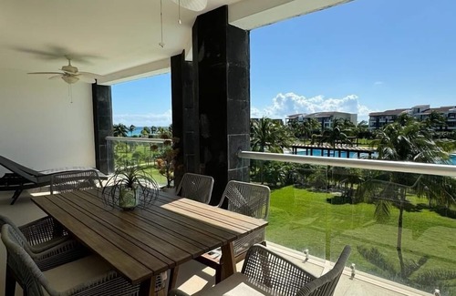 Jimenez Condo | OV324N (2-Bedroom Condo) with Pool and Ocean view - Handicap accessible by RedAwning