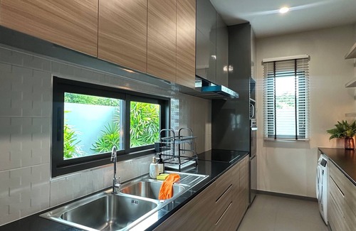 Huai Yai Villa | OVER #pattaya #jomtien #new #luxury #pool #villa #house #3BR #chill #mood #trip