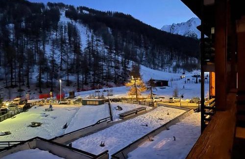 Borgata Sestriere Apartment | Over The Snow Apartment