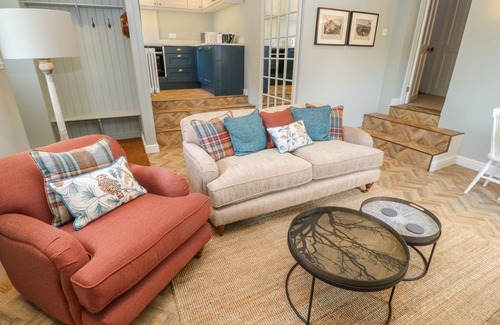Little Hayfield Cottage | Overlea Cowshed