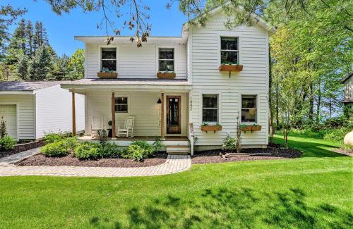 Fennville House | Overlook