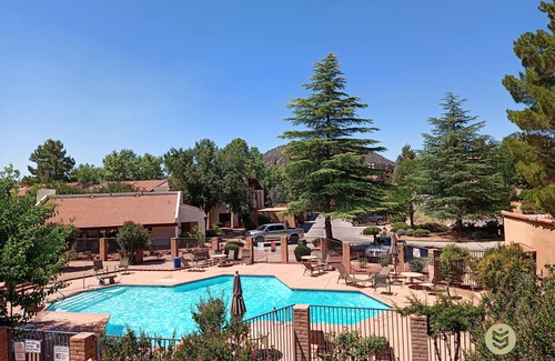 Oak Creek Condo | Overlooking Amazing Pool, 2 King en suite Condo, location, location, location!