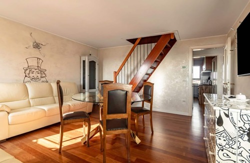 Oriago Apartment | Overlooking the Brenta - bright apartment in Oriago