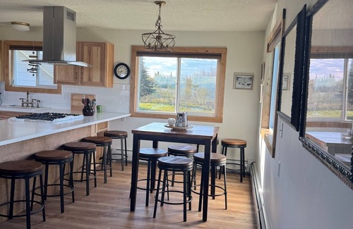 Ninilchik House | Overlooking the Cook Inlet with an Awesome View