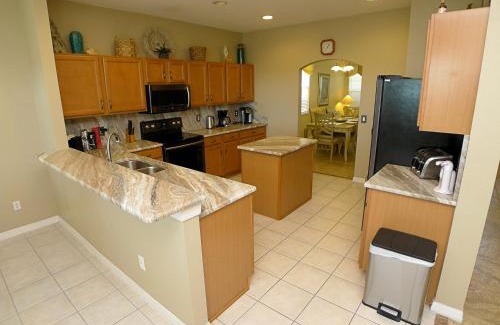Highlands Reserve House | Overlooking The Golf Course, Spacious Interior!
