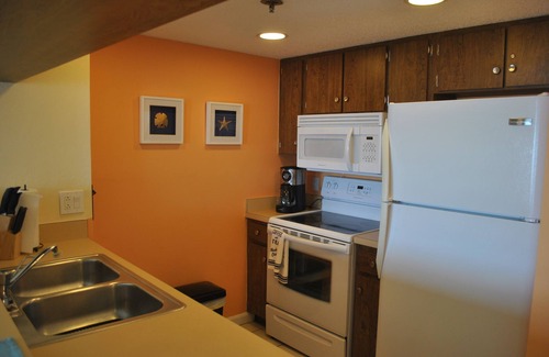 Burnt Store Marina Condo | Overlooking the Waterfront!