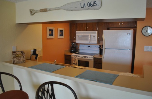 Burnt Store Marina Condo | Overlooking the Waterfront!