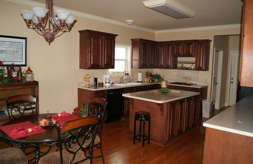 Quitman House | Overlooks Greer's Ferry Lake, 40,500 acres of clean, river-fed, deep water.