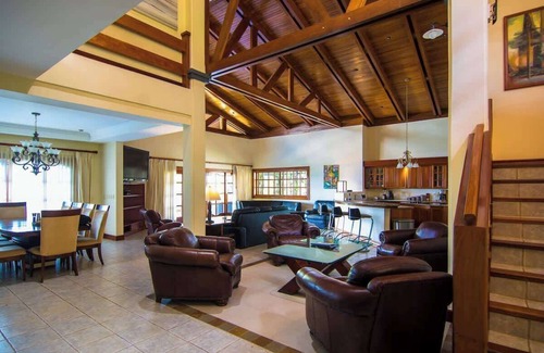Herradura House | Overlooks Los Suenos Marina 5BR