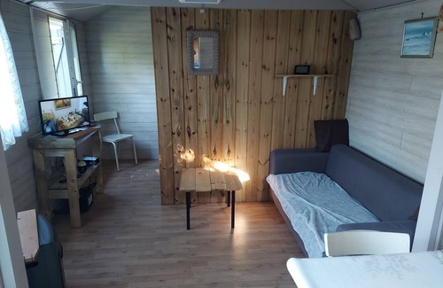 Rivery Ski Chalet | Overnight stay in the Hortillonnages Amiens