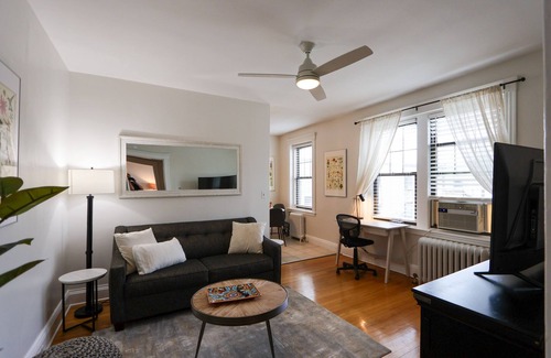 Cleveland Circle Apartment | Oversized 1Bed w/Outdoor Pool & Elevator