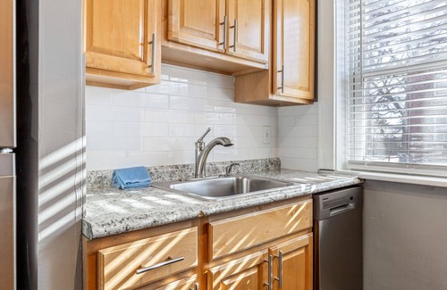St. Louis Apartment | Oversized 2 Bedroom Apartment in South City!