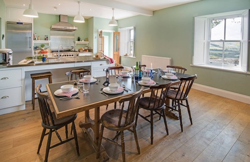 Edlingham Other | OVERTHWARTS FARMHOUSE five bedroom, nr. Alnwick. 9 miles from the coast