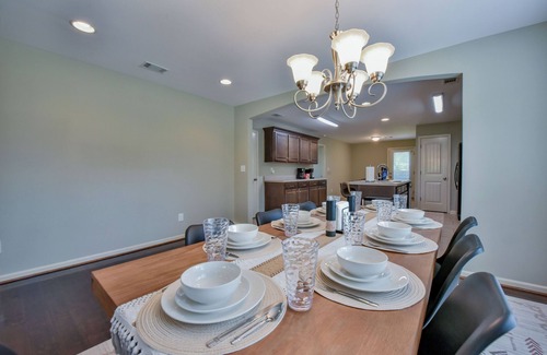 Northport House | Overtime Outpost-Book for 2025 football season and more! Fenced in back-yard!