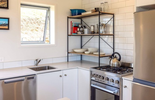 Ostend House | Overview | Stay Waiheke