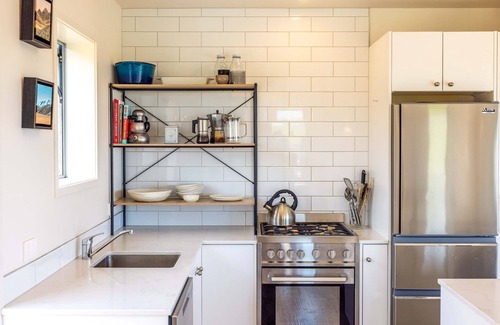 Ostend House | Overview | Stay Waiheke
