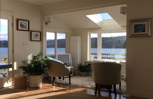 Vashon Island House | Overwater Eco Cottage on Vashon Island